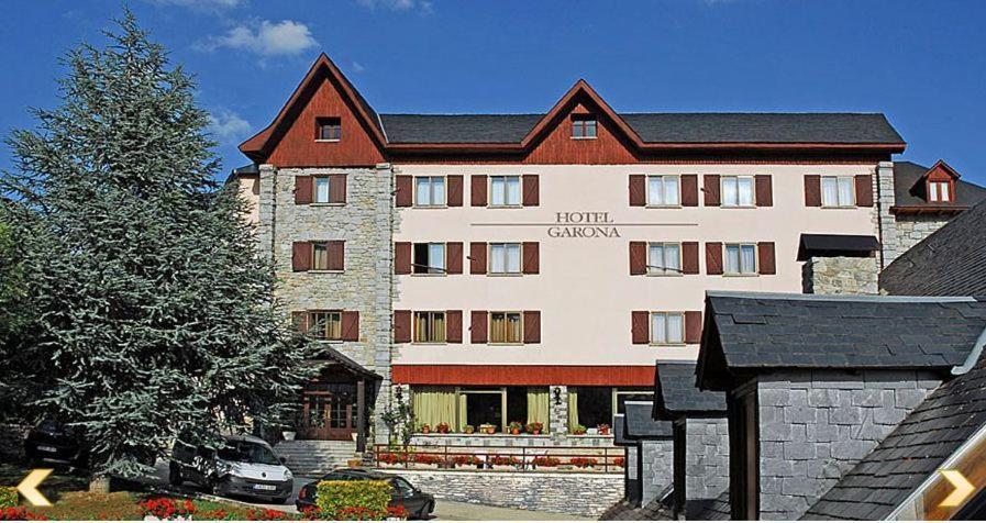 Hotel Garona Salardu Exterior photo